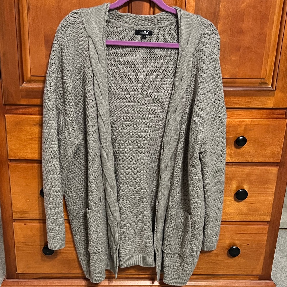 Like new! Long Cardigan